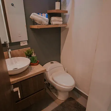 Vista Al Mar, Acceso Directo, Moderno Y Nuevo 6 Pax *